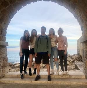 Meet your Posher, Lilly